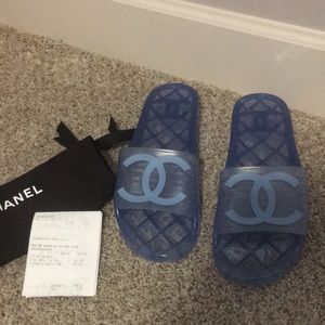 CHANEL POOL SLIDES BLUE SZ 42